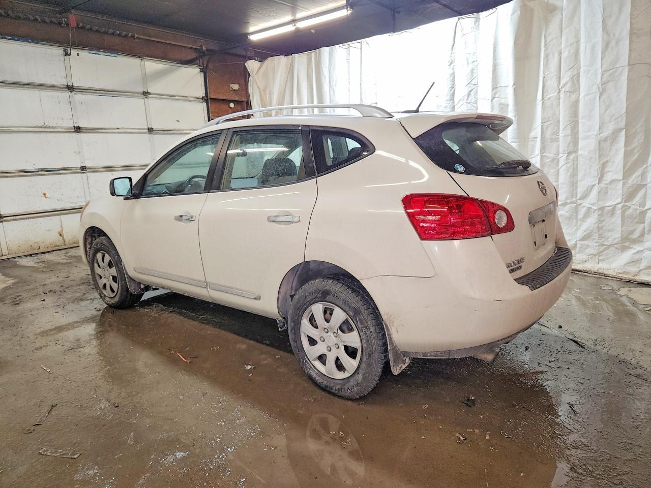 2015 Nissan Rogue Select S - zdjęcie 2