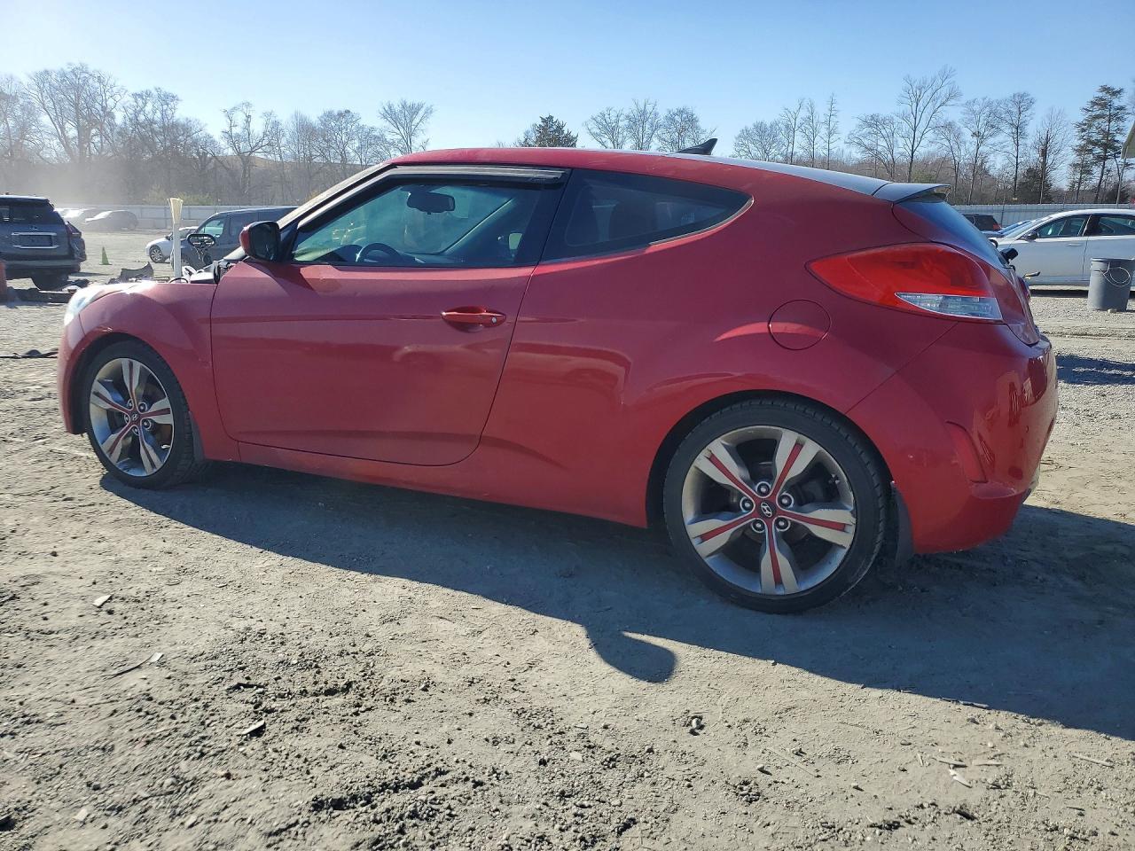 Hyundai Veloster - zdjęcie 2