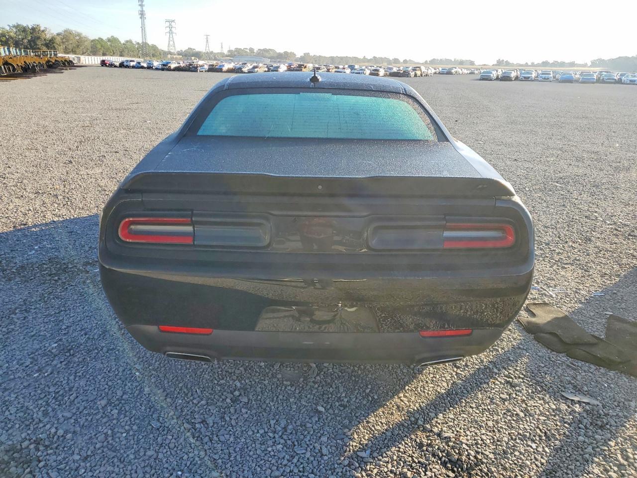 2020 Dodge Challenger Sxt - zdjęcie 6