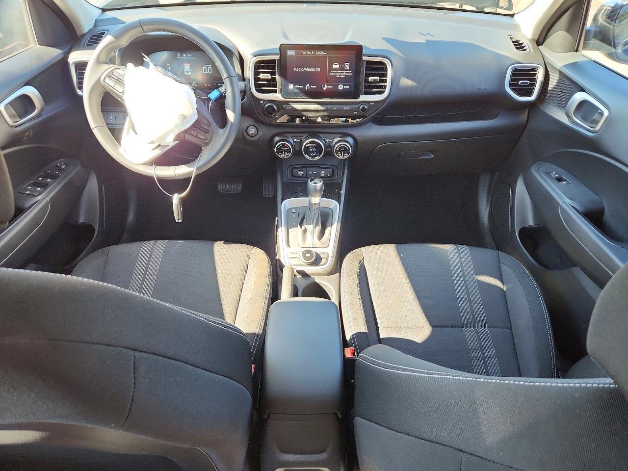 2026 Hyundai Venue Sel - zdjęcie 8