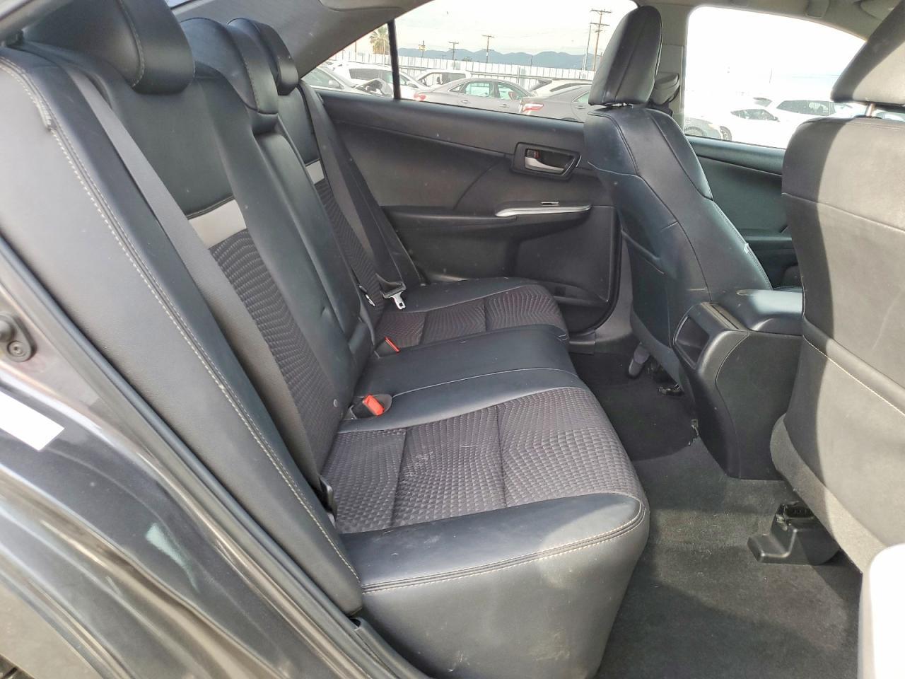 2014 Toyota Camry L - zdjęcie 10