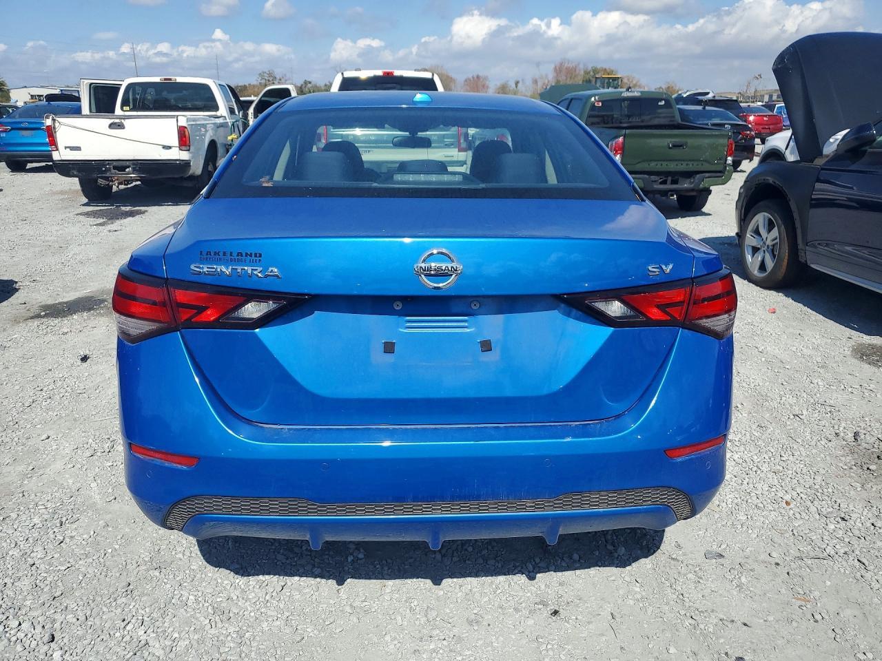 2021 Nissan Sentra Sv - zdjęcie 6