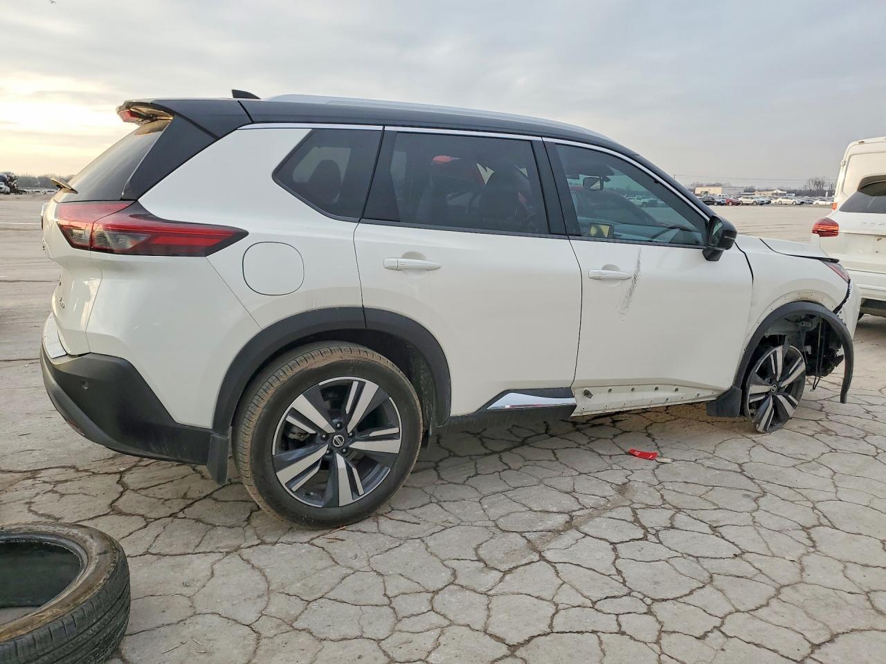 2021 Nissan Rogue Sl - zdjęcie 3