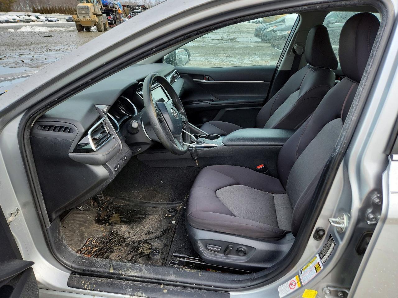 2018 Toyota Camry Le - zdjęcie 7