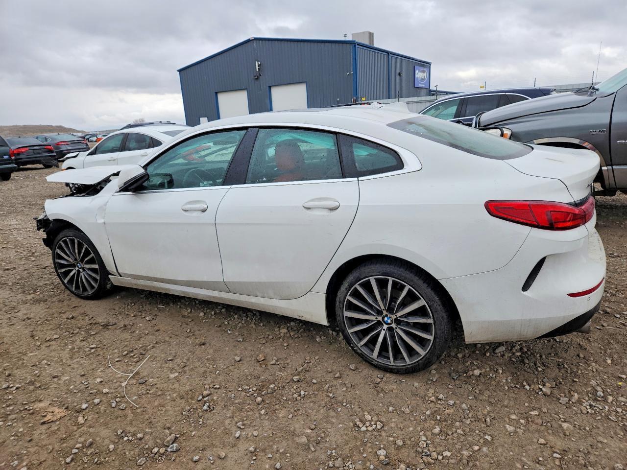 2021 BMW 228Xi - zdjęcie 2