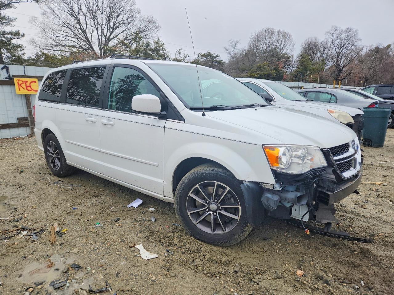2017 Dodge Grand Caravan Sxt - zdjęcie 4