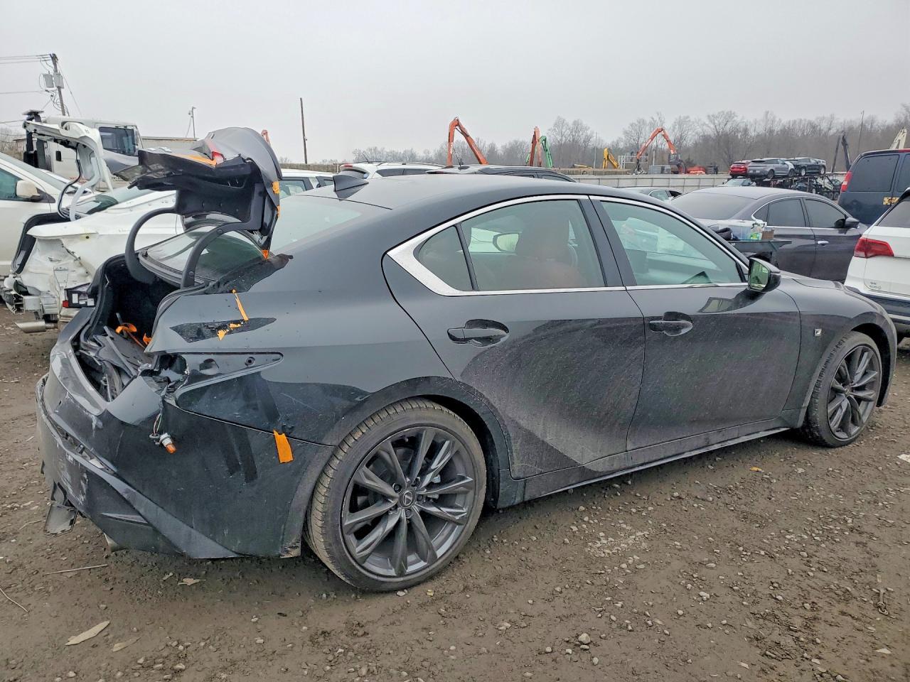 2024 Lexus Is 350 F Sport - zdjęcie 3