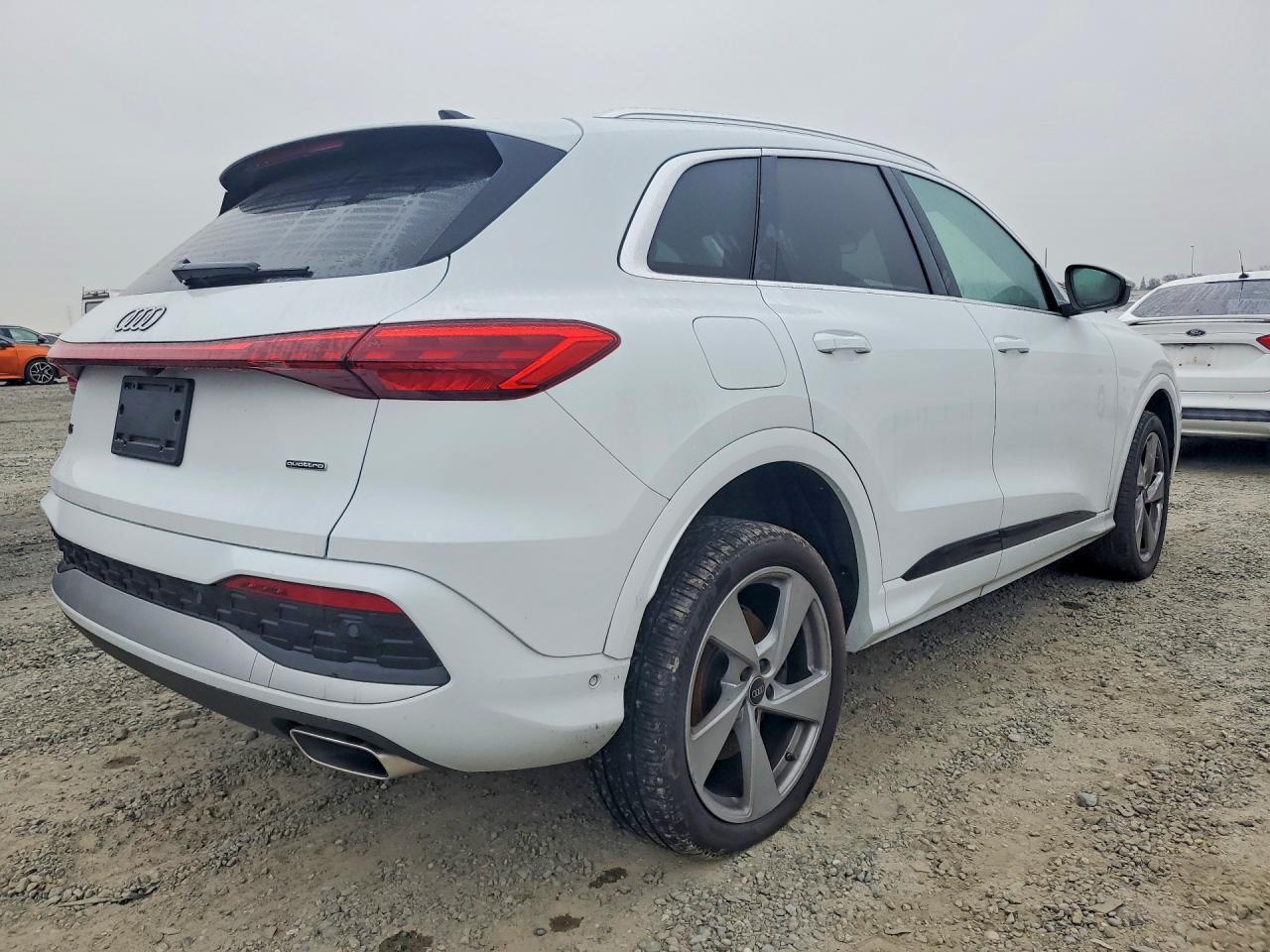 2025 Audi Q5 Premium Plus - zdjęcie 3