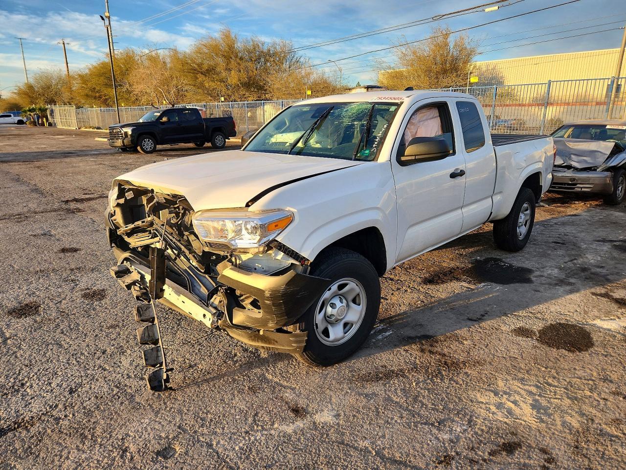 2021 Toyota Tacoma Sr - zdjęcie główne