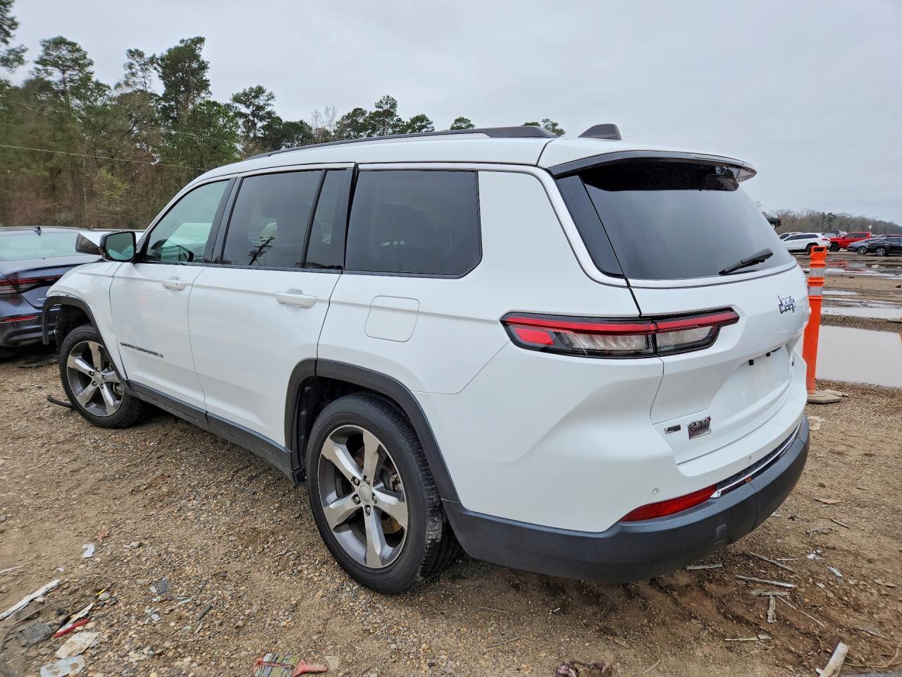 2022 Jeep Grand Cherokee L Limited - zdjęcie 2