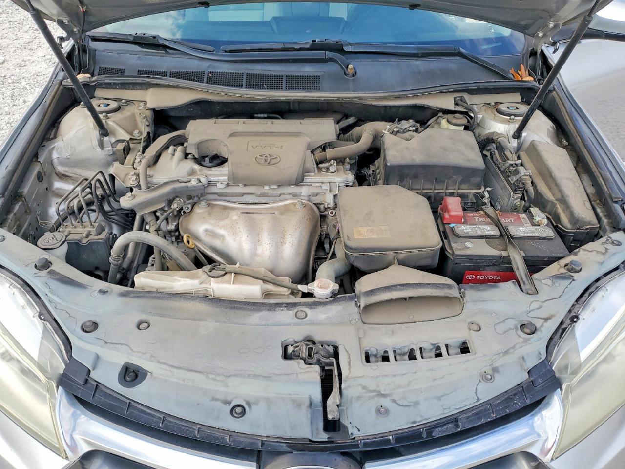 2017 Toyota Camry Le - zdjęcie 11