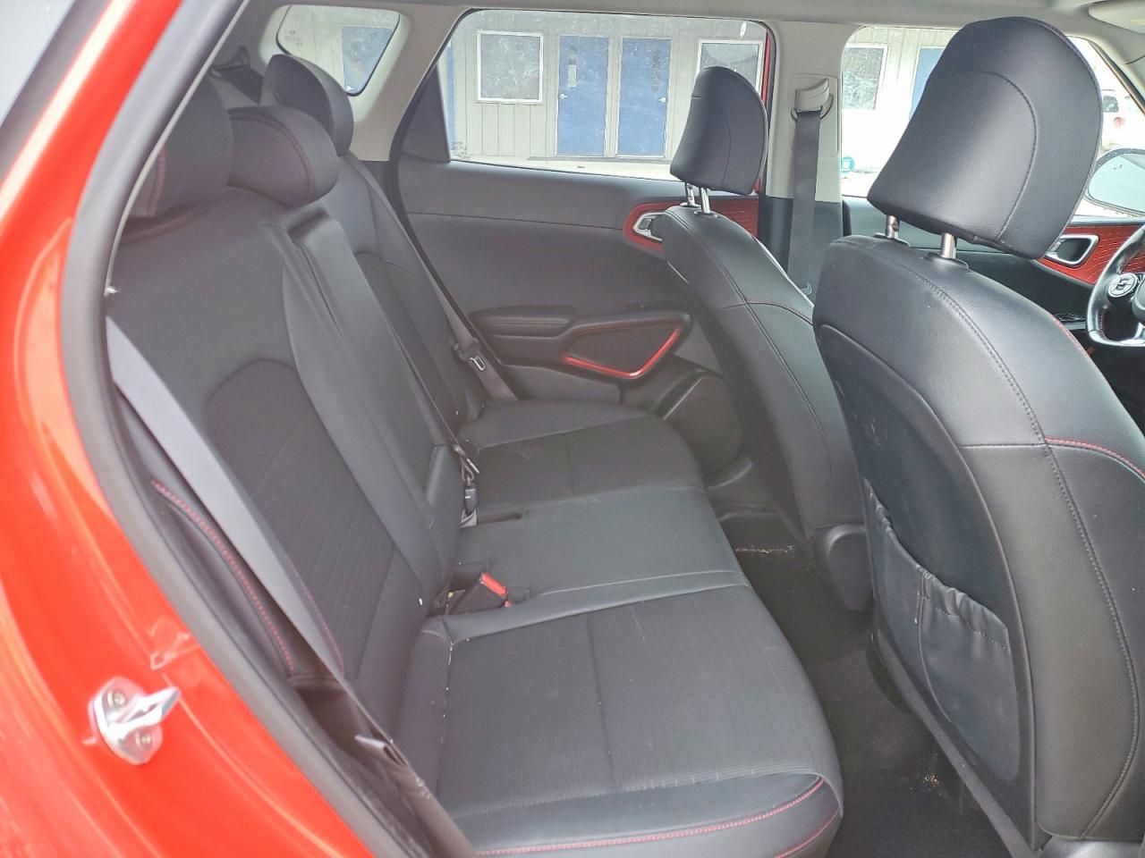 2021 Kia Soul Turbo - zdjęcie 11