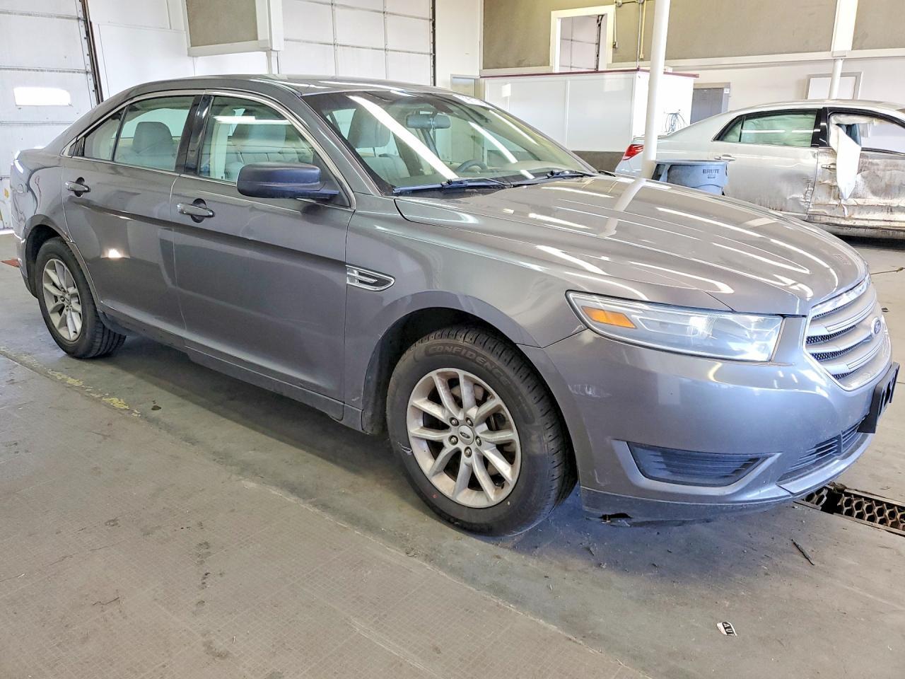 2013 Ford Taurus Se - zdjęcie 4