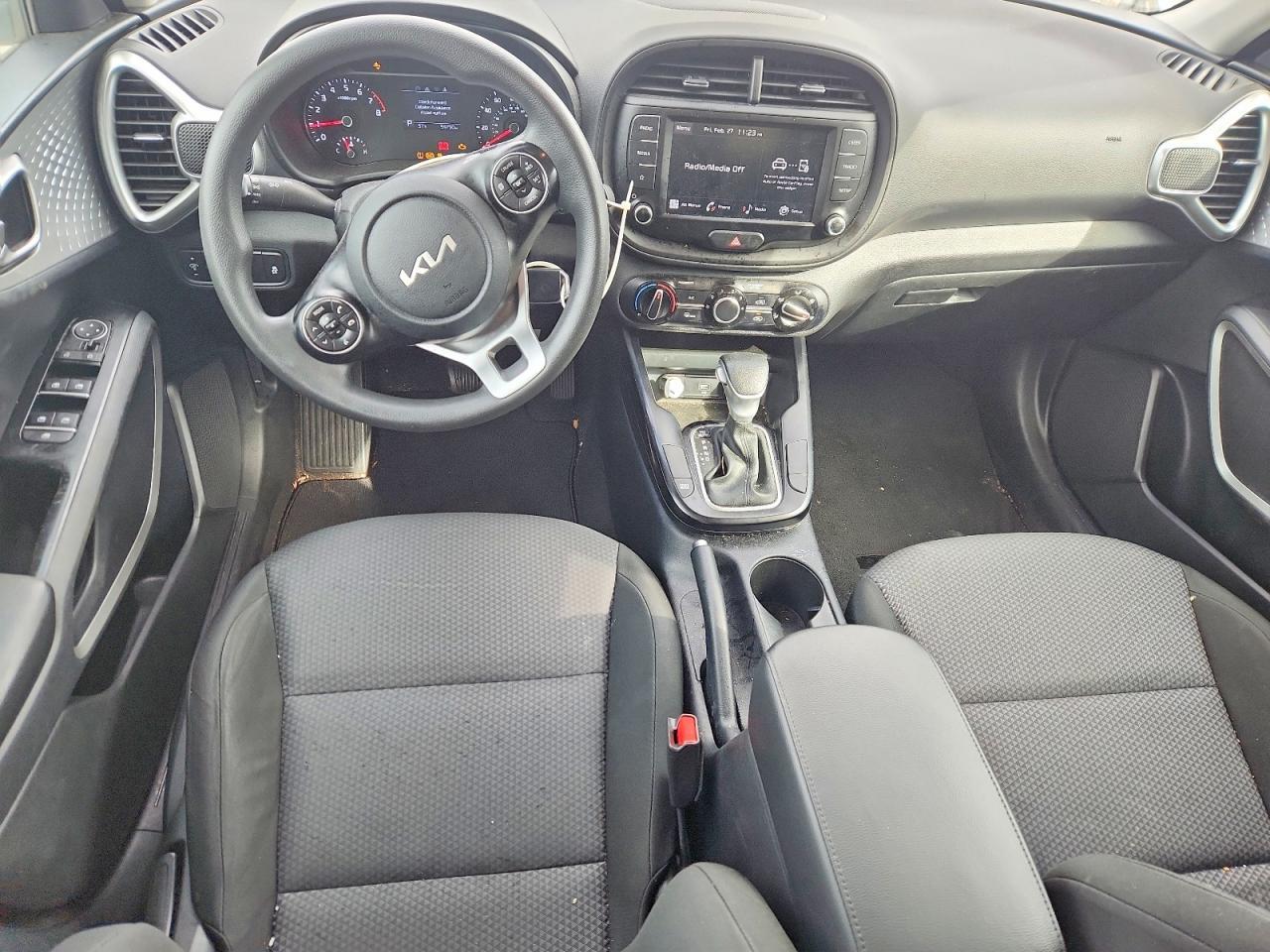 2022 Kia Soul Lx - zdjęcie 8