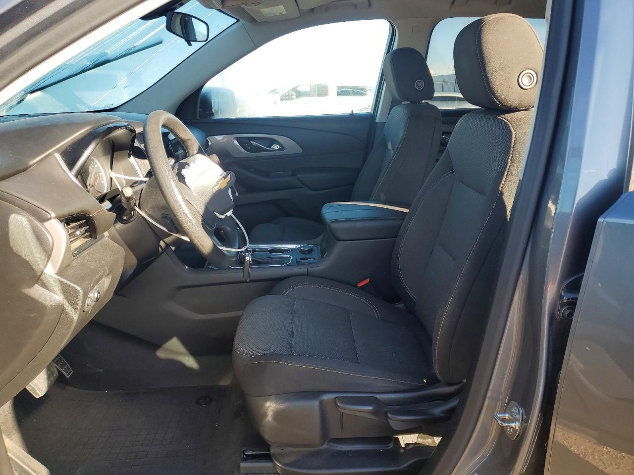 2020 Chevrolet Traverse Ls - zdjęcie 7