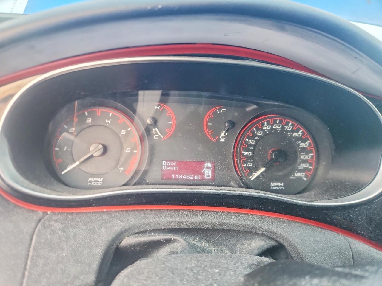 2016 Dodge Dart Sxt - zdjęcie 9