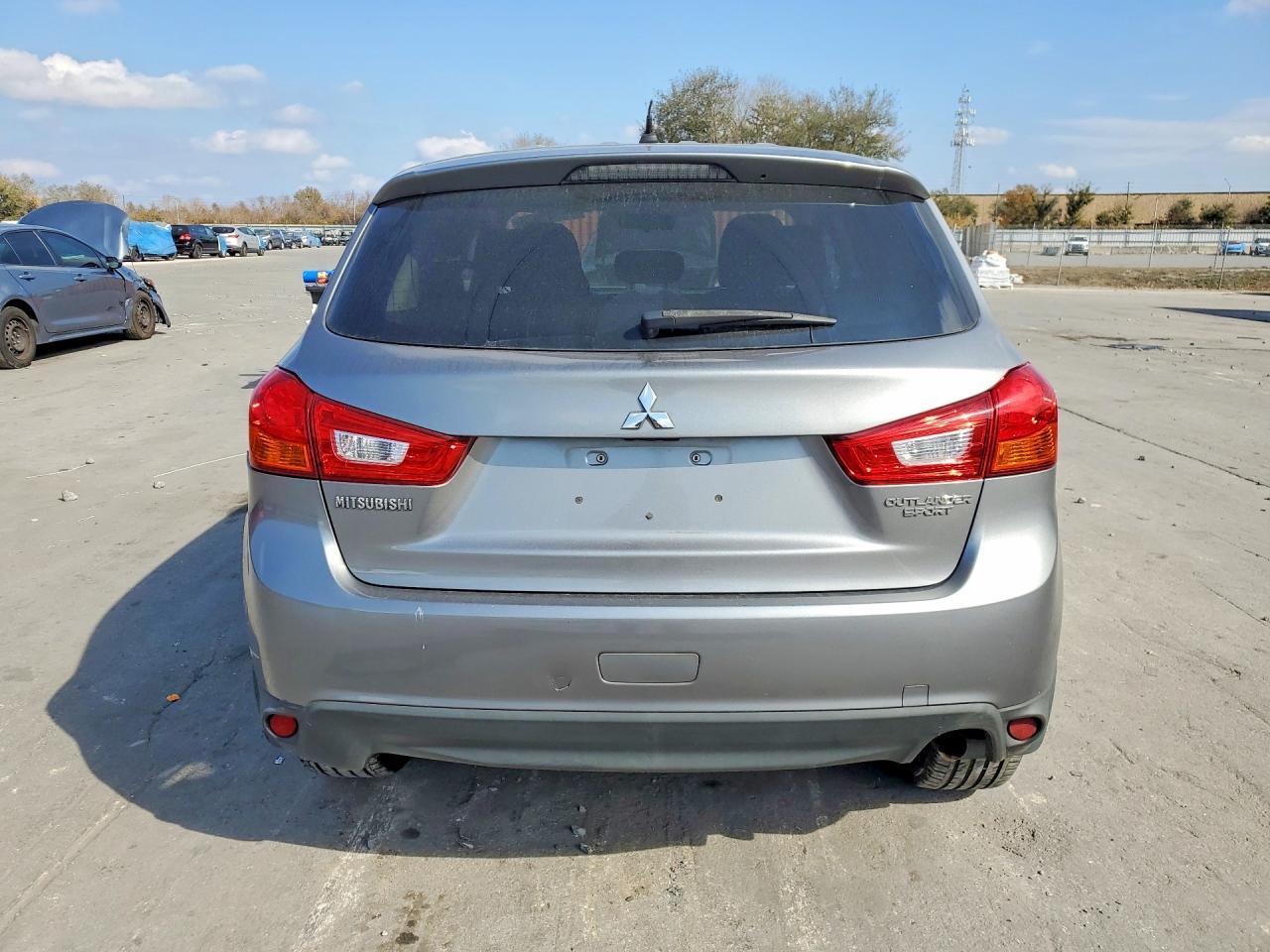 2015 Mitsubishi Outlander Sport Es - zdjęcie 6