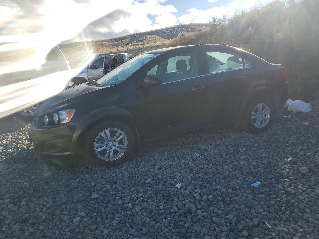 2015 Chevrolet Sonic Lt - zdjęcie główne