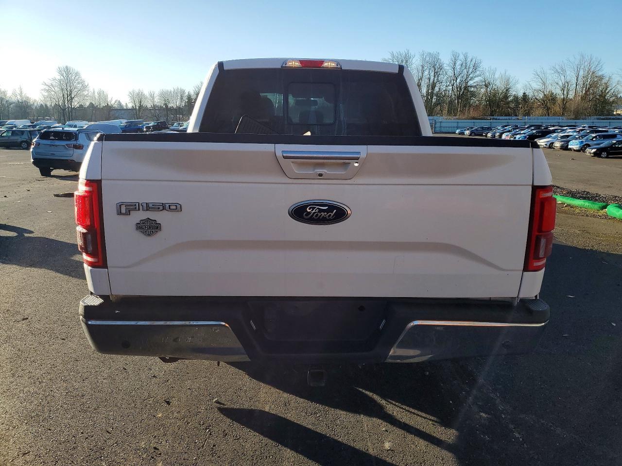2015 Ford F150 Supercrew - zdjęcie 6