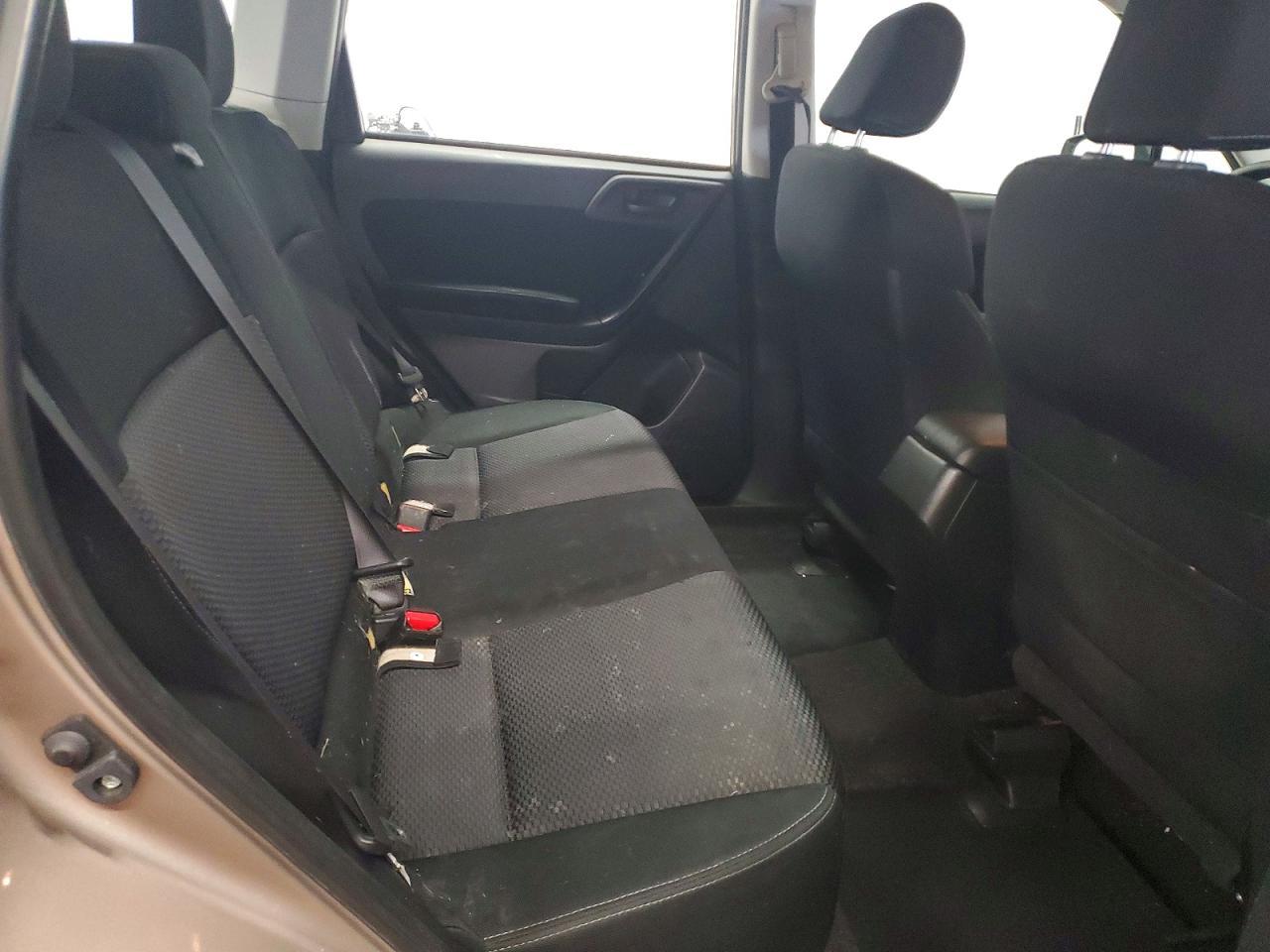 2014 Subaru Forester 2.5I - zdjęcie 11