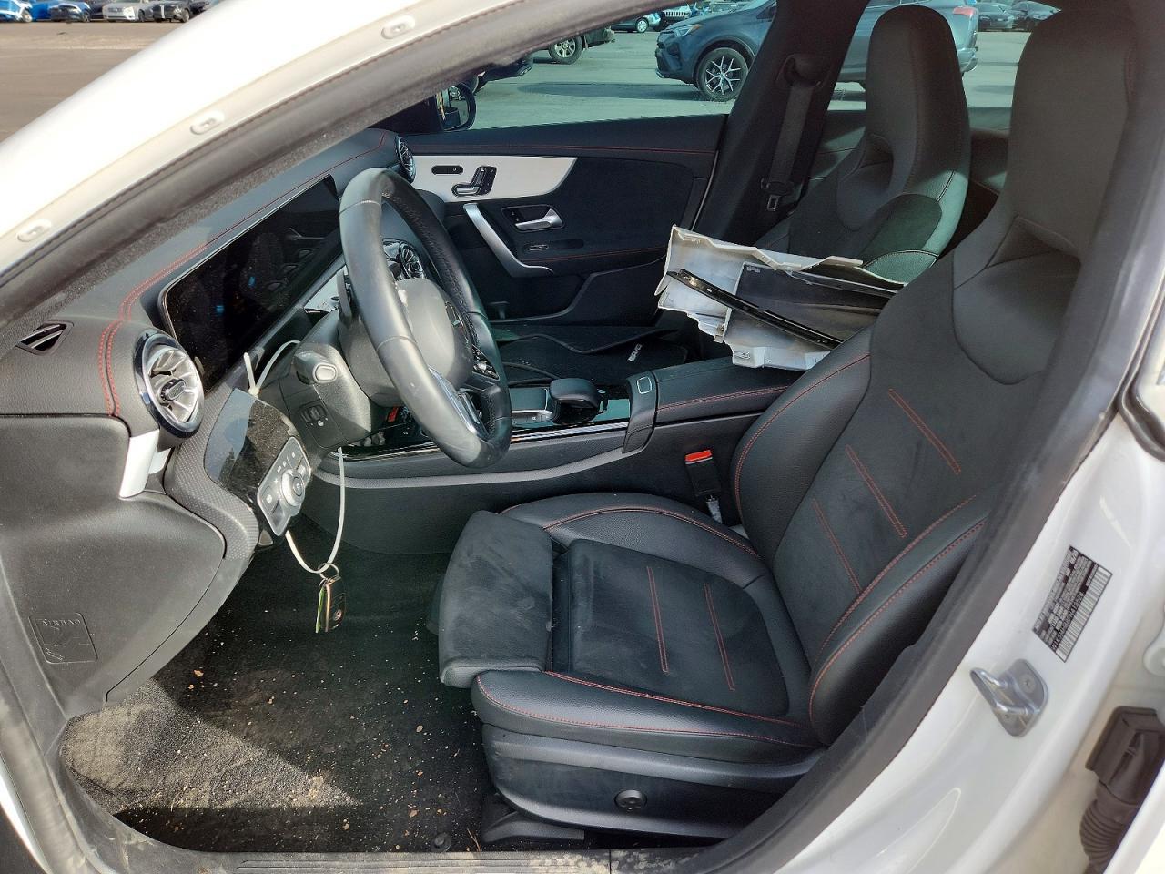 2023 Mercedes-Benz Cla 250 4Matic - zdjęcie 7