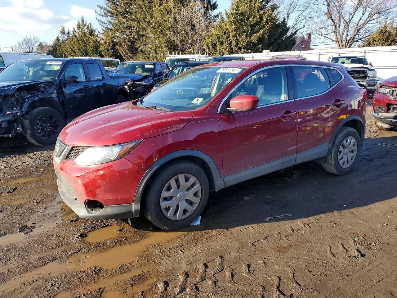 2019 Nissan Rogue Sport S - zdjęcie główne