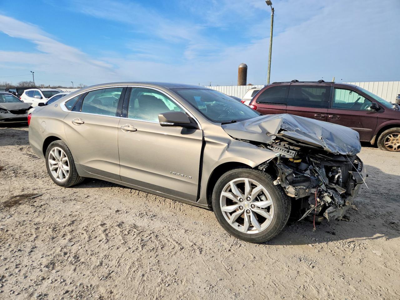 2019 Chevrolet Impala Lt - zdjęcie 4