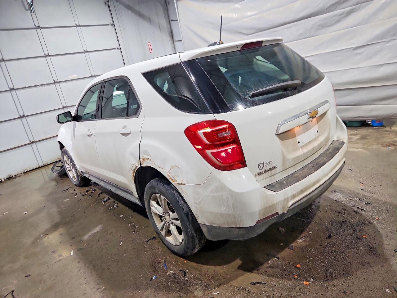 2017 Chevrolet Equinox Ls - zdjęcie 2