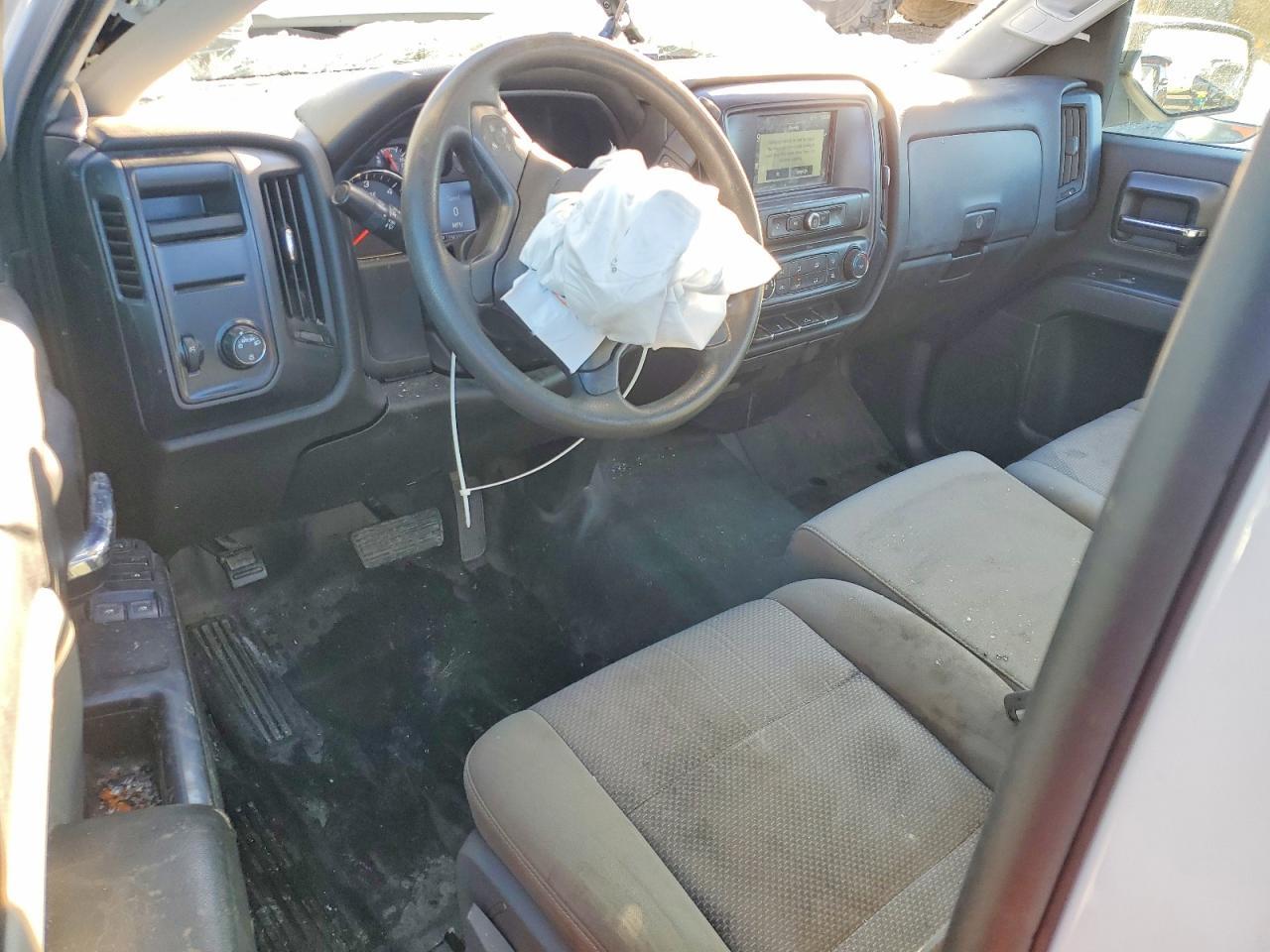 2018 Chevrolet Silverado C1500 - zdjęcie 8