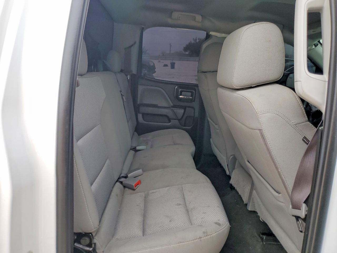 2017 GMC Sierra C1500 - zdjęcie 10