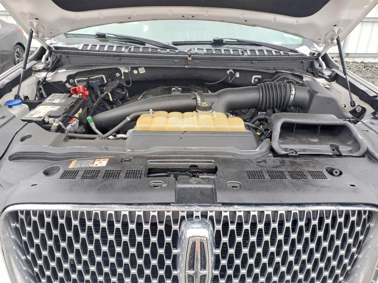 2018 Lincoln Navigator L Reserve - zdjęcie 11