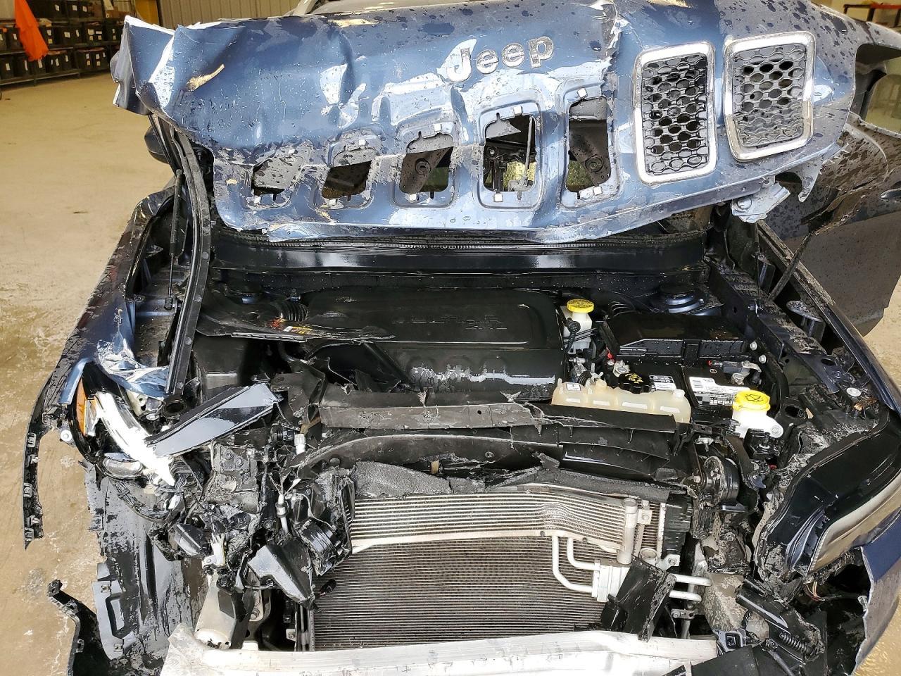 2019 Jeep Cherokee Latitude - zdjęcie 12