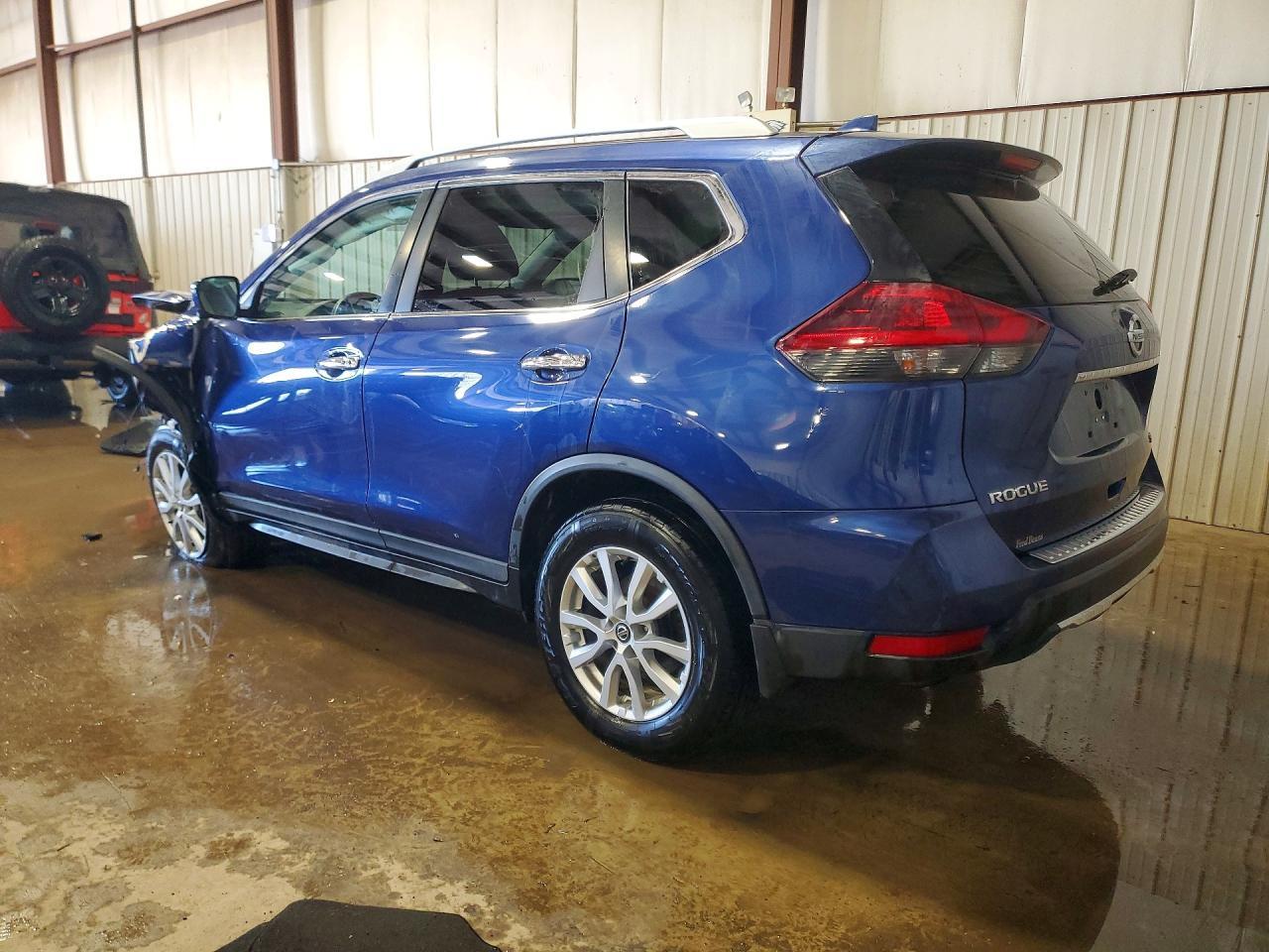 2018 Nissan Rogue Sv - zdjęcie 2