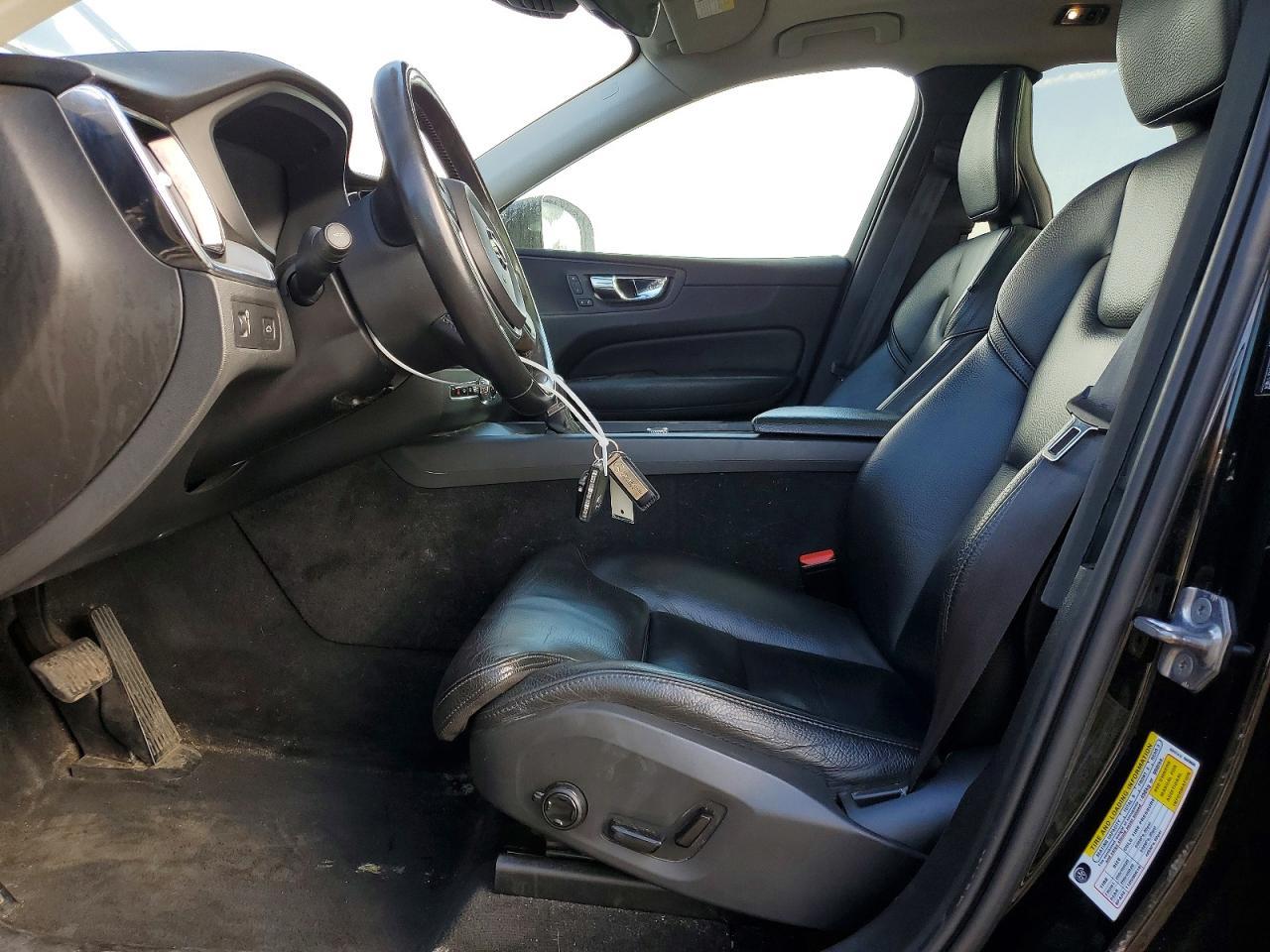 2019 Volvo Xc60 T6 Momentum - zdjęcie 7