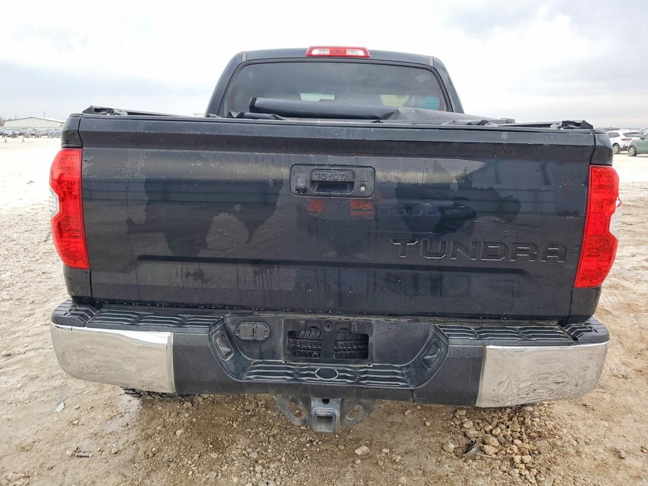 2016 Toyota Tundra Crewmax Sr5 - zdjęcie 6