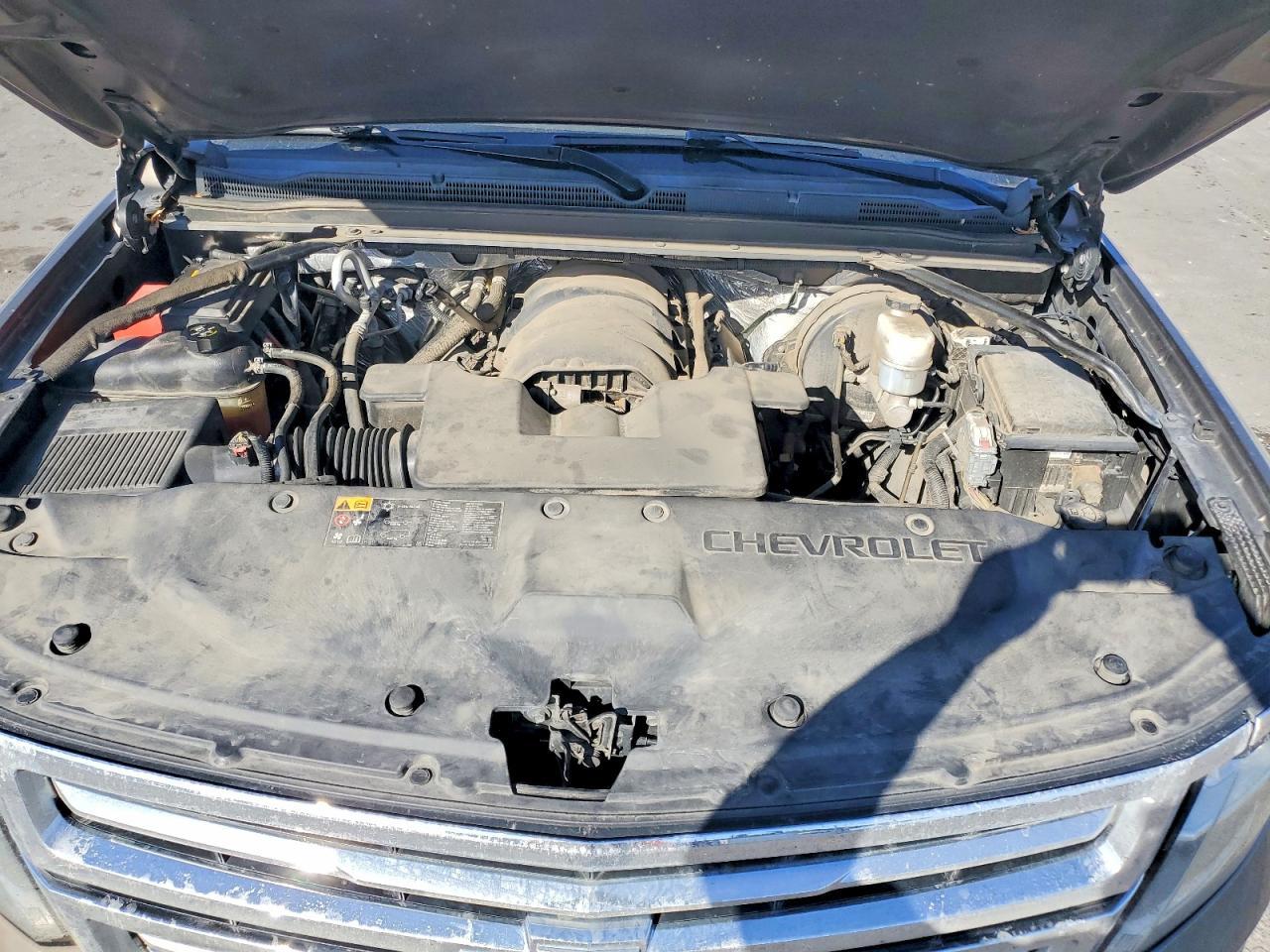 2016 Chevrolet Suburban K1500 Lt - zdjęcie 12