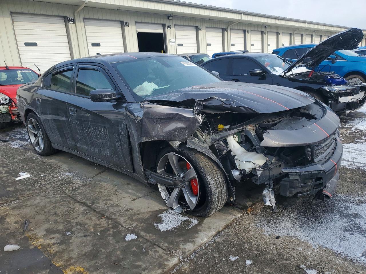 2016 Dodge Charger Sxt - zdjęcie 4