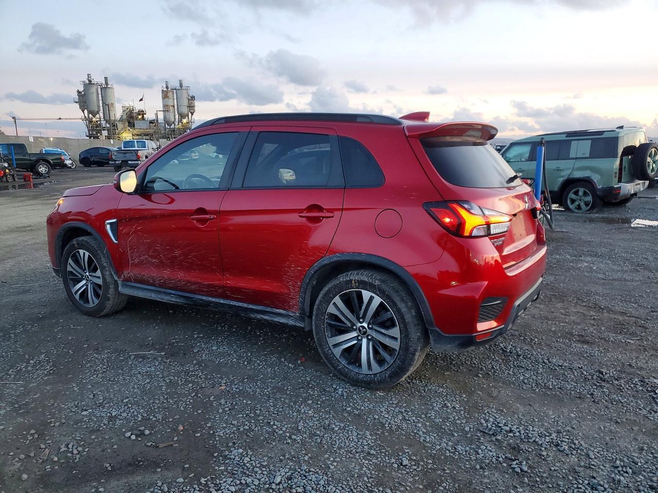 2020 Mitsubishi Outlander Sport Gt - zdjęcie 2
