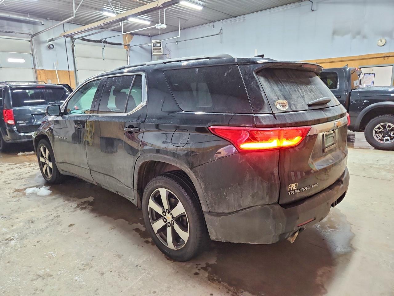 2019 Chevrolet Traverse Lt - zdjęcie 2