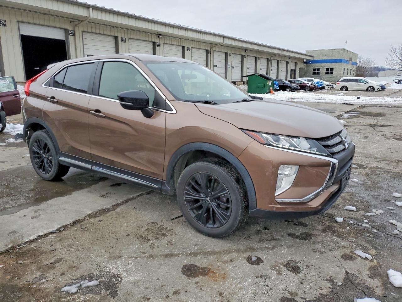 2019 Mitsubishi Eclipse Cross Le - zdjęcie 4