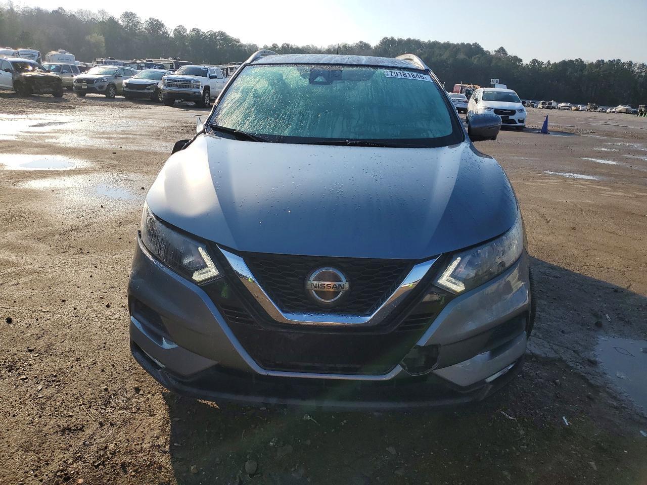 2021 Nissan Rogue Sport Sv - zdjęcie 5