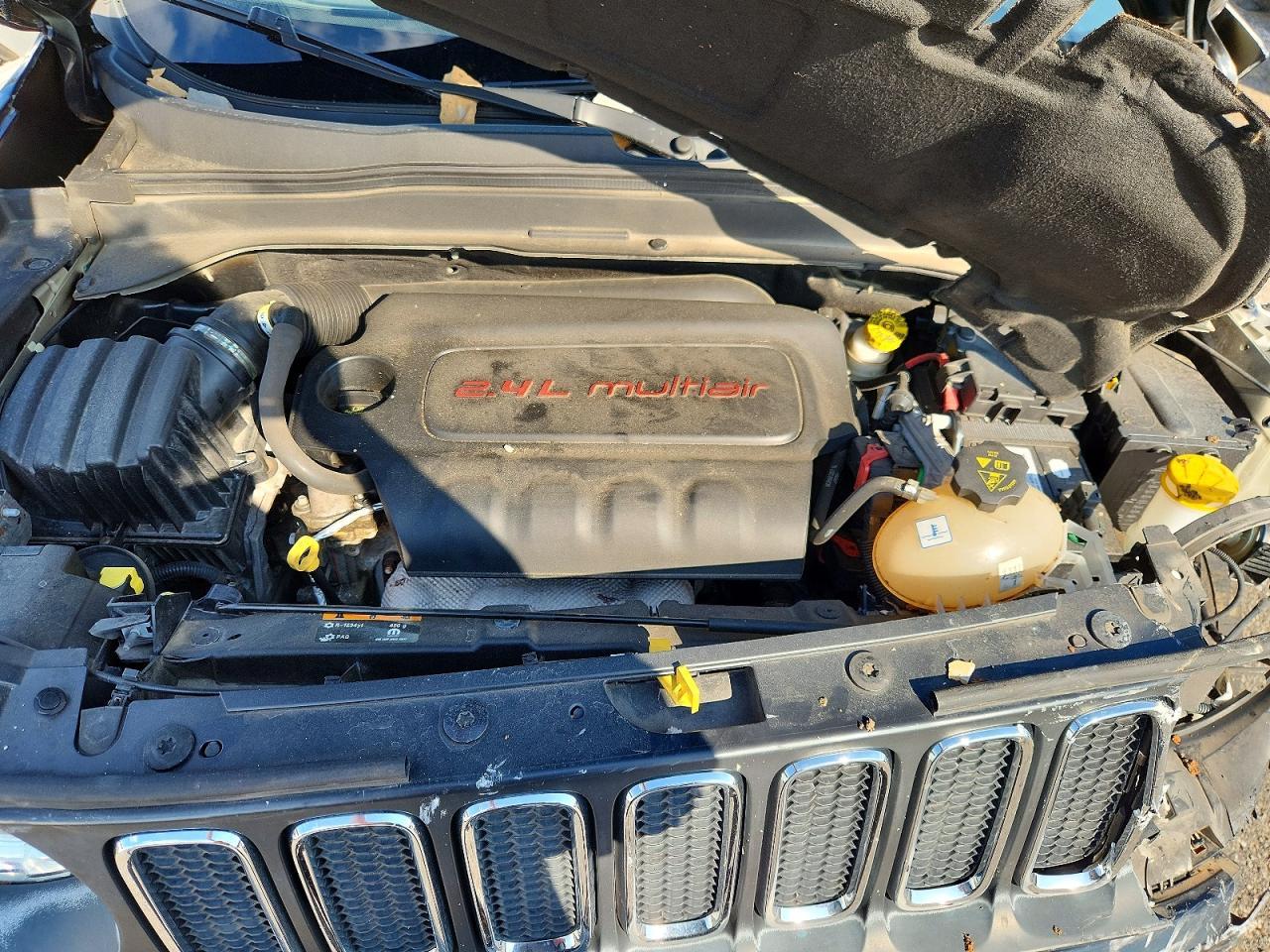 2017 Jeep Renegade Latitude - zdjęcie 12