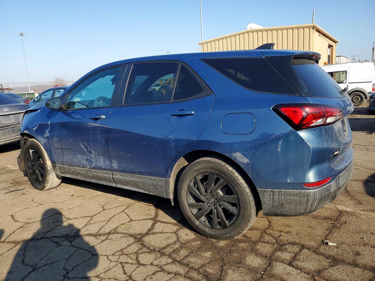 2024 Chevrolet Equinox Ls - zdjęcie 2