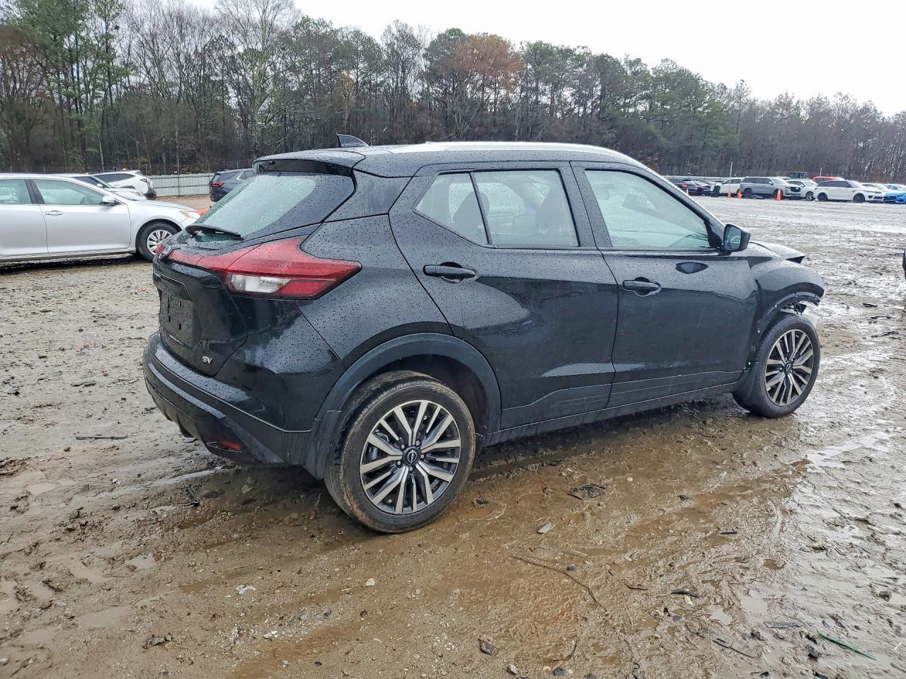 2024 Nissan Kicks Sv - zdjęcie 3