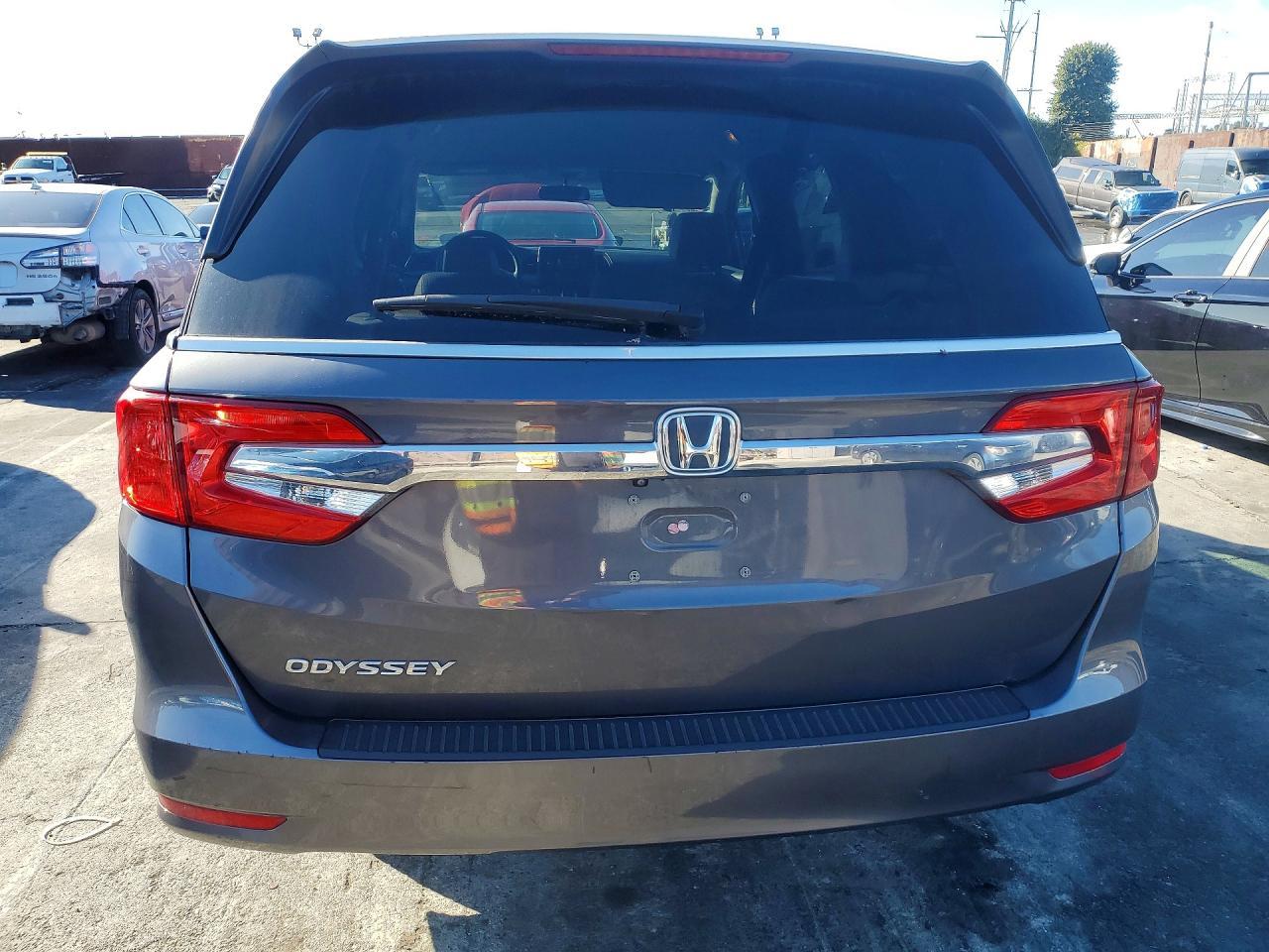 2019 Honda Odyssey Lx - zdjęcie 6
