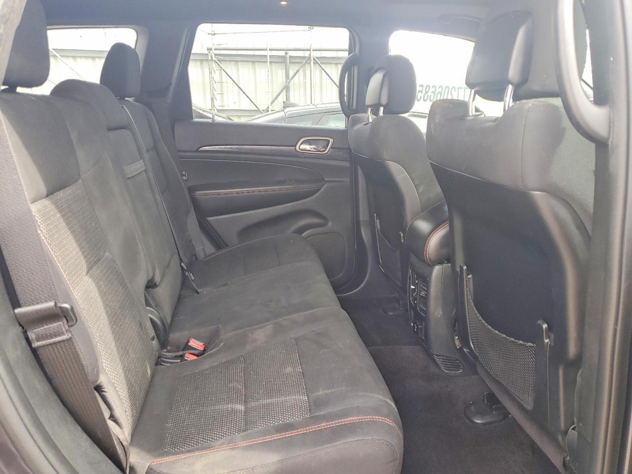 2016 Jeep Grand Cherokee Laredo - zdjęcie 11