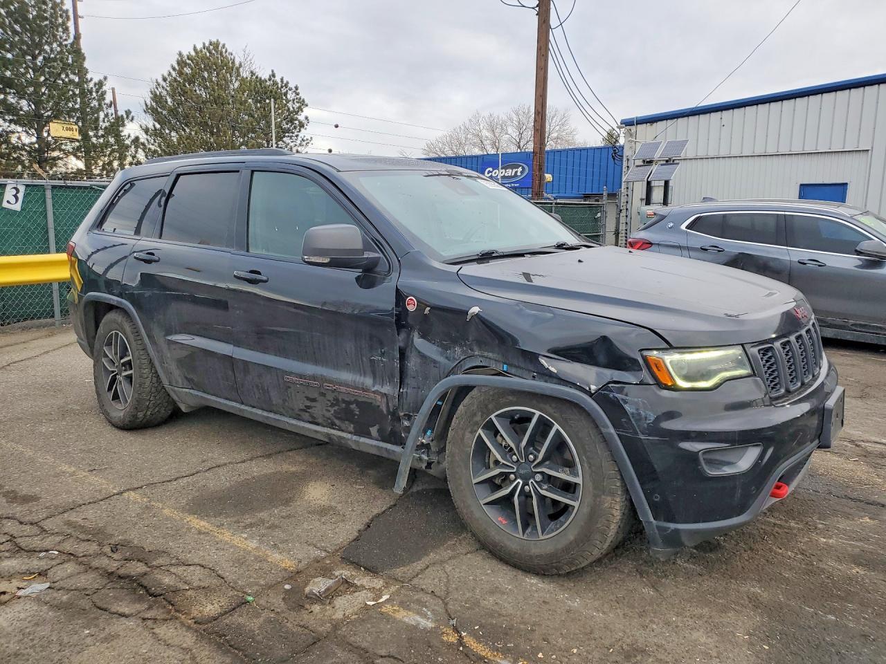 2019 Jeep Grand Cherokee Trailhawk - zdjęcie 4