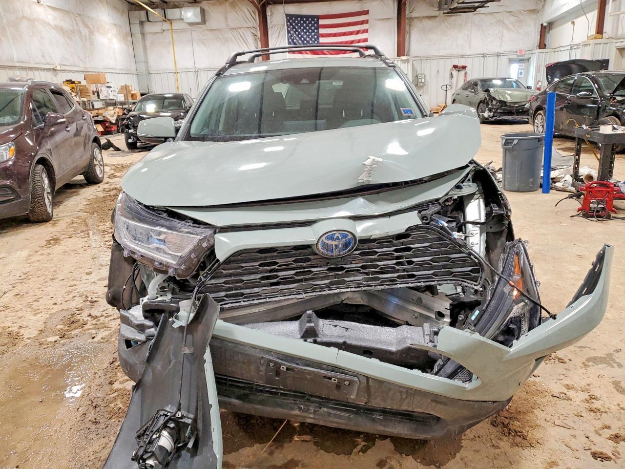 2021 Toyota Rav4 Hybrid Xle - zdjęcie 5