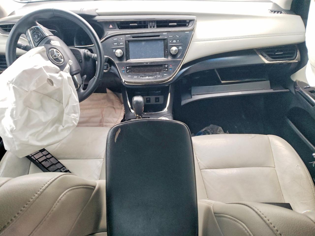 2016 Toyota Avalon Touring - zdjęcie 8