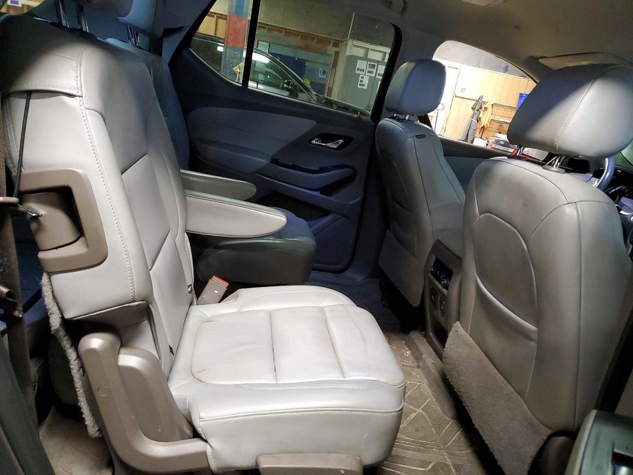 2020 Chevrolet Traverse Lt - zdjęcie 11